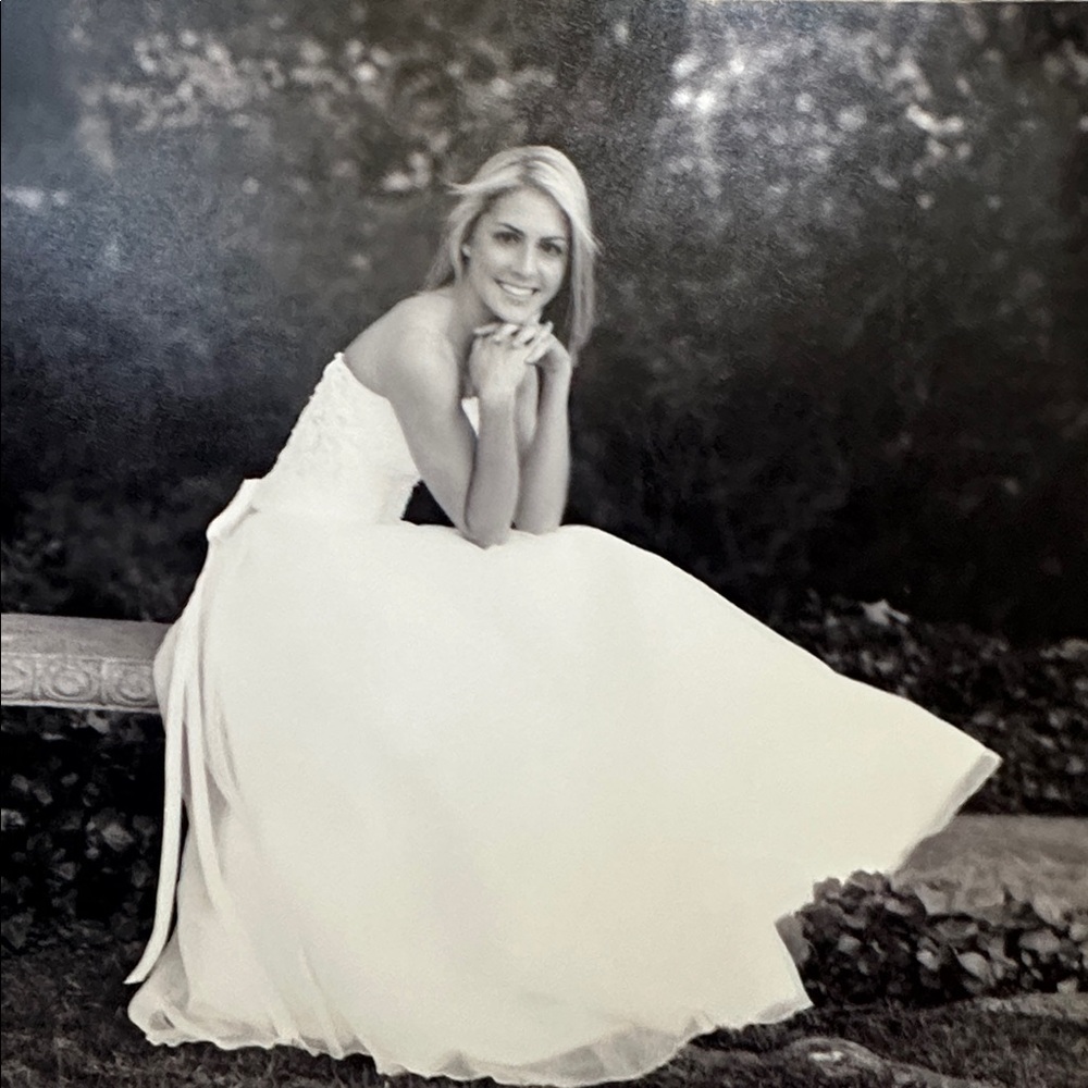 Elegant White Wedding or Debutante Dress - Picture 6 of 6